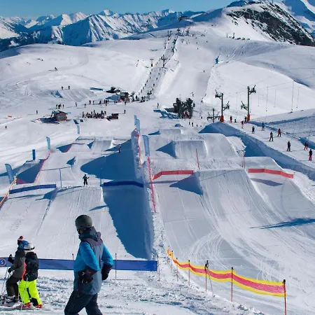 Pegase Phenix-73 By Interhome *